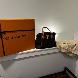 Louis Vuitton Rivoli PM